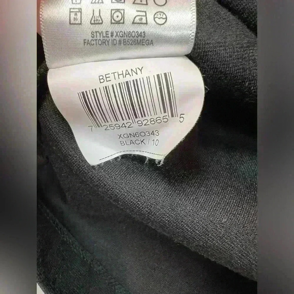 Max and Cleo black sheath dress ruffle waist detail size 10 slimming sleeveless - Picture 7 of 8